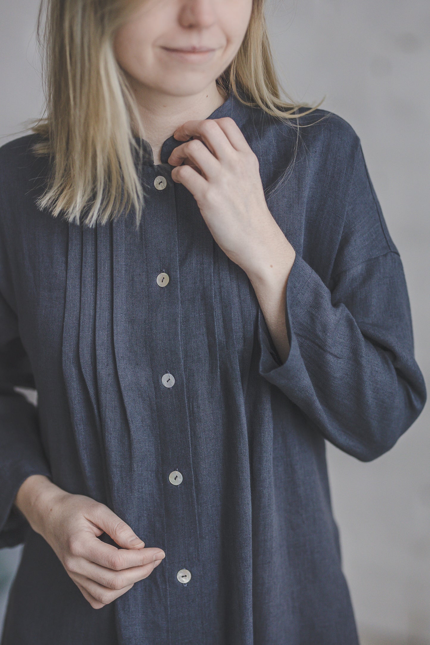 SUTEMA front buttons 3/4 sleeves linen shirtdress in Graphite color