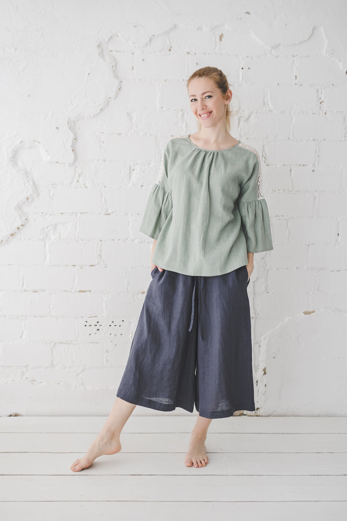 RŪTA linen blouse with crochet lace in Light sage