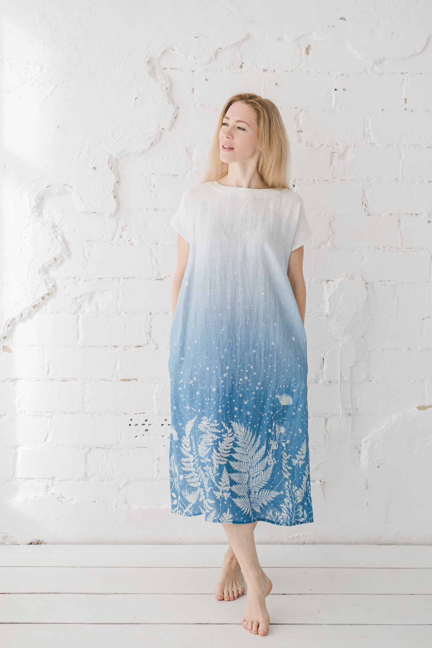 PIEVA short sleeves maxi linen dress with Linen field print