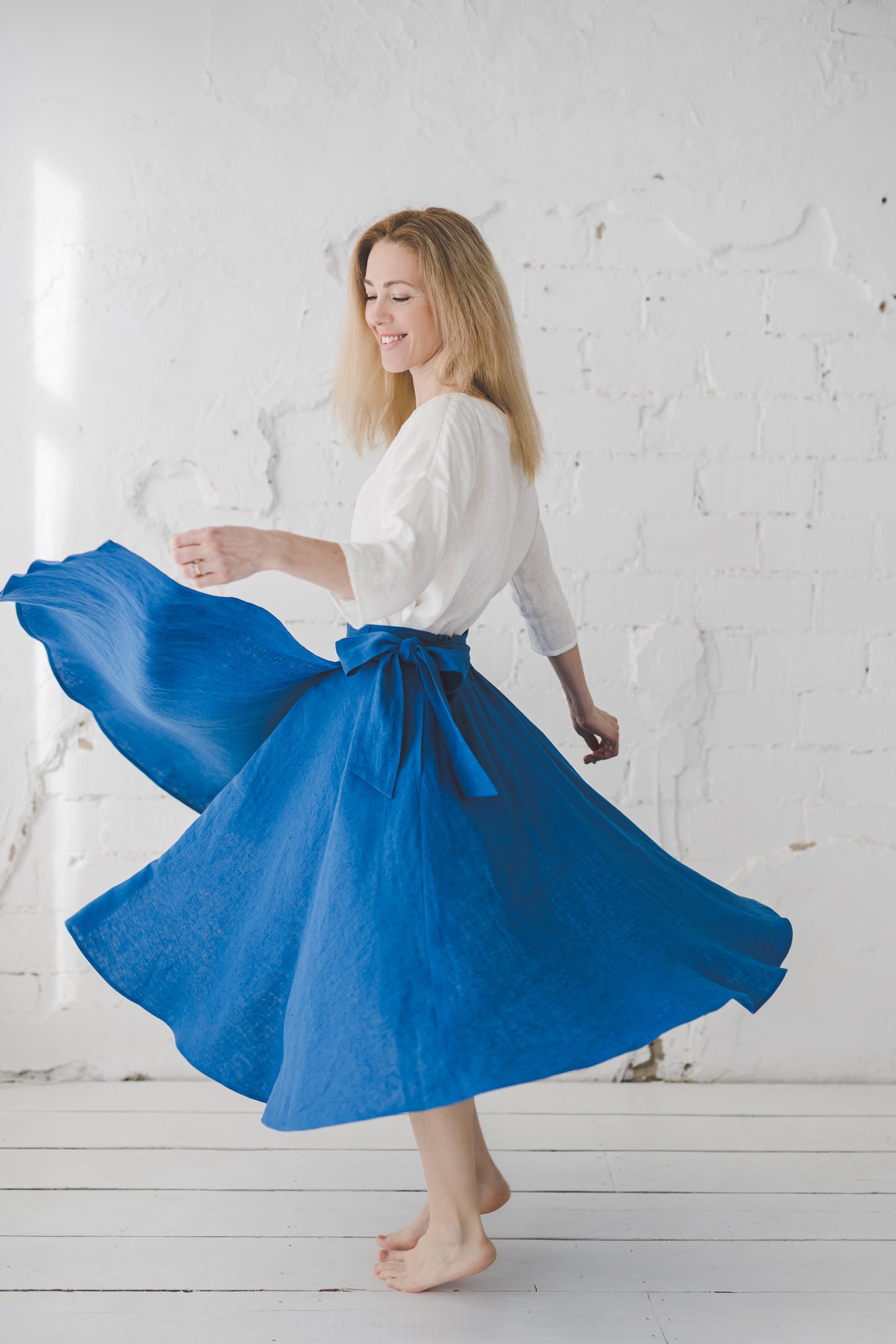 ŽIEDAS Full circle linen wrap skirt in Azure blue color