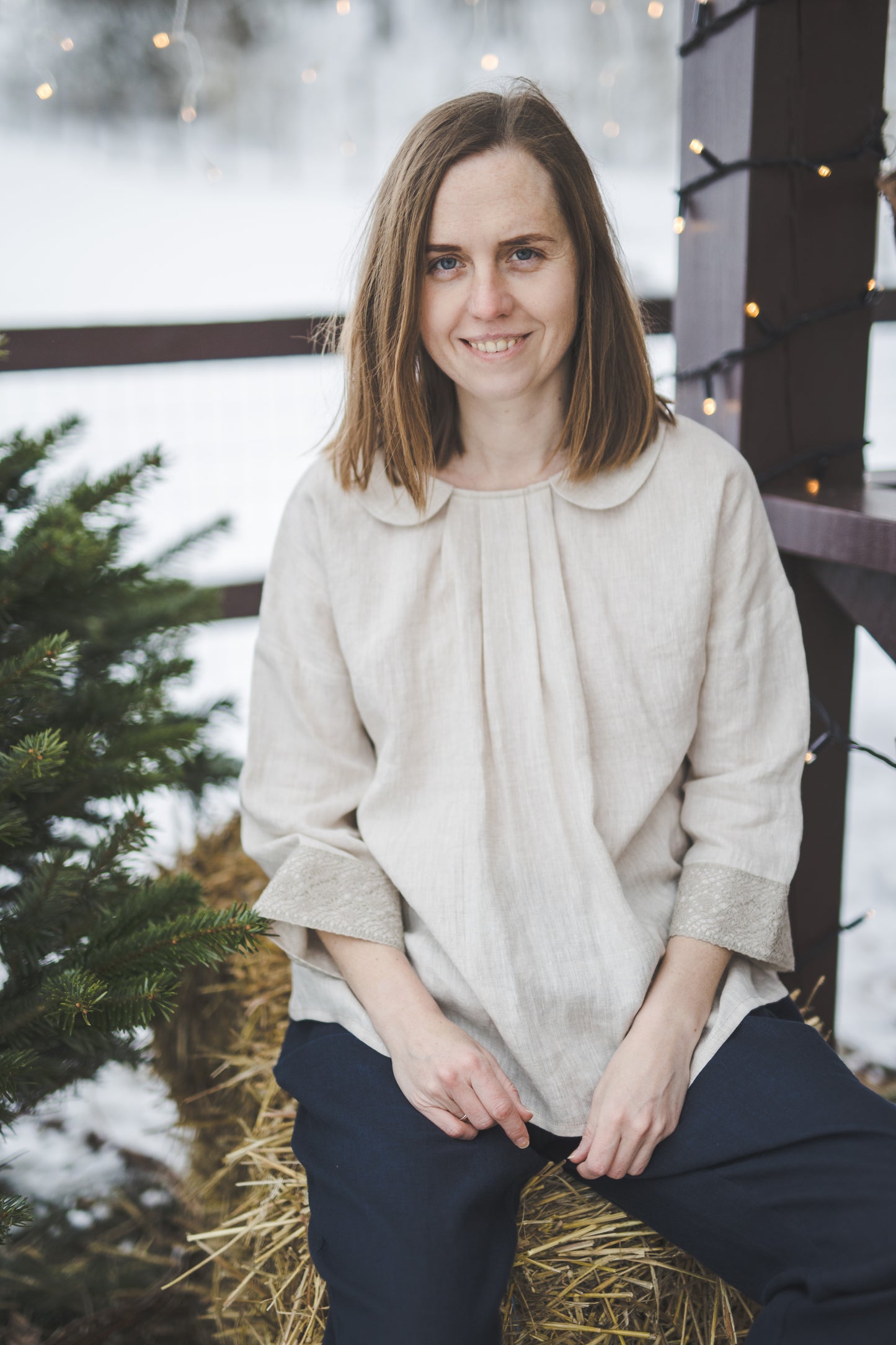 PASAKA linen blouse with lace crochet details in Natural linen color