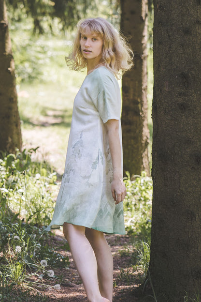 LAISVE short sleeves midi linen dress with Green or Blue Ombre Forest print