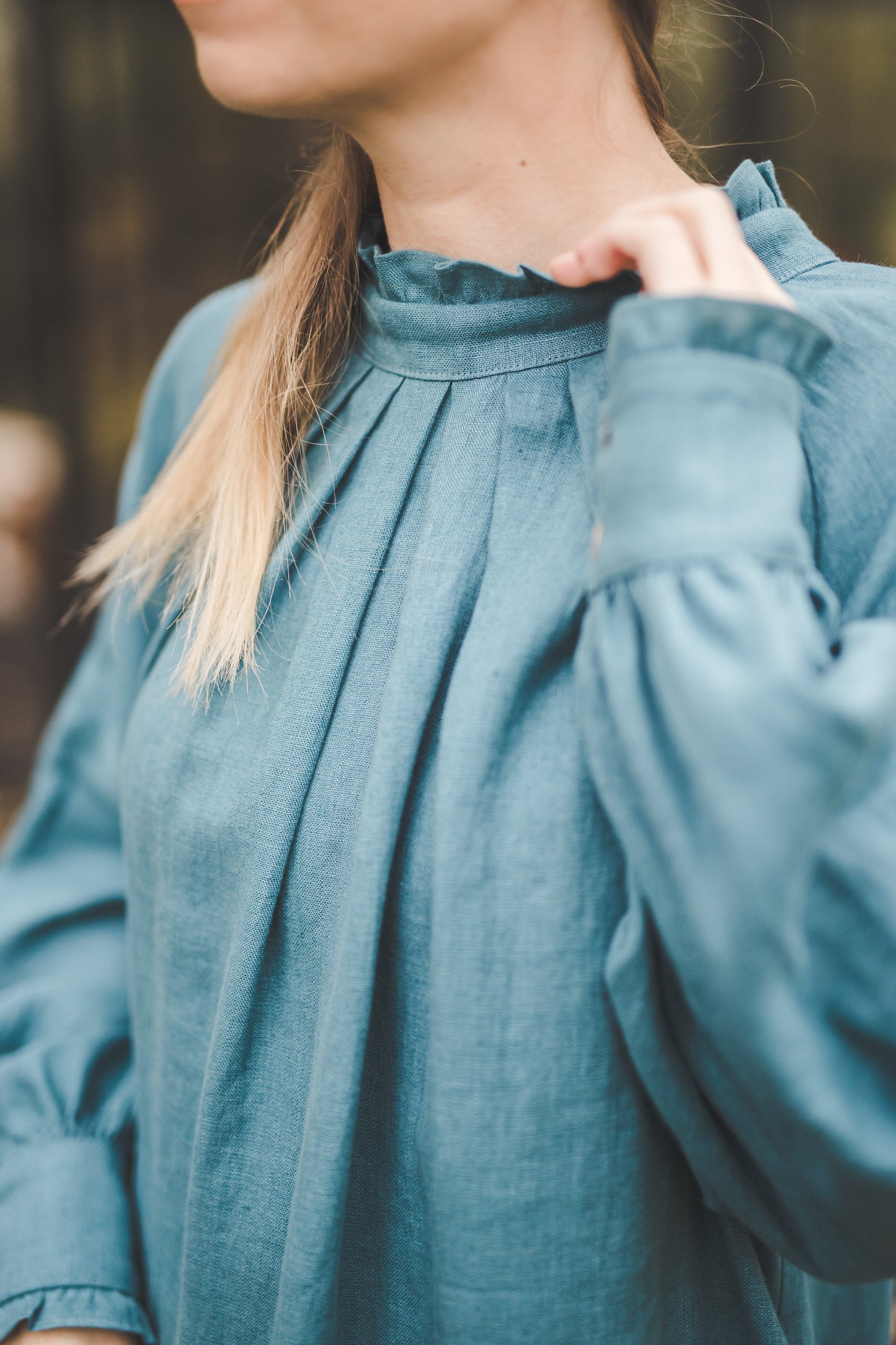 META linen blouse with puffy sleeves & frills in Teal color