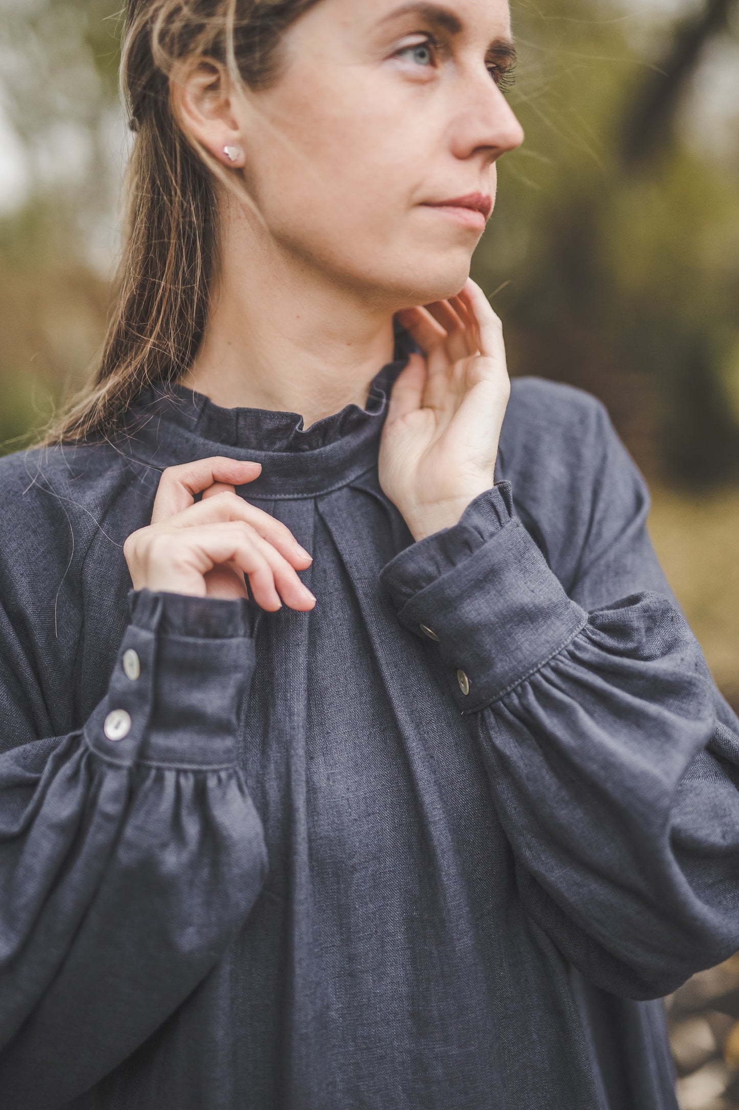 META linen blouse with puffy sleeves & frills in Teal color