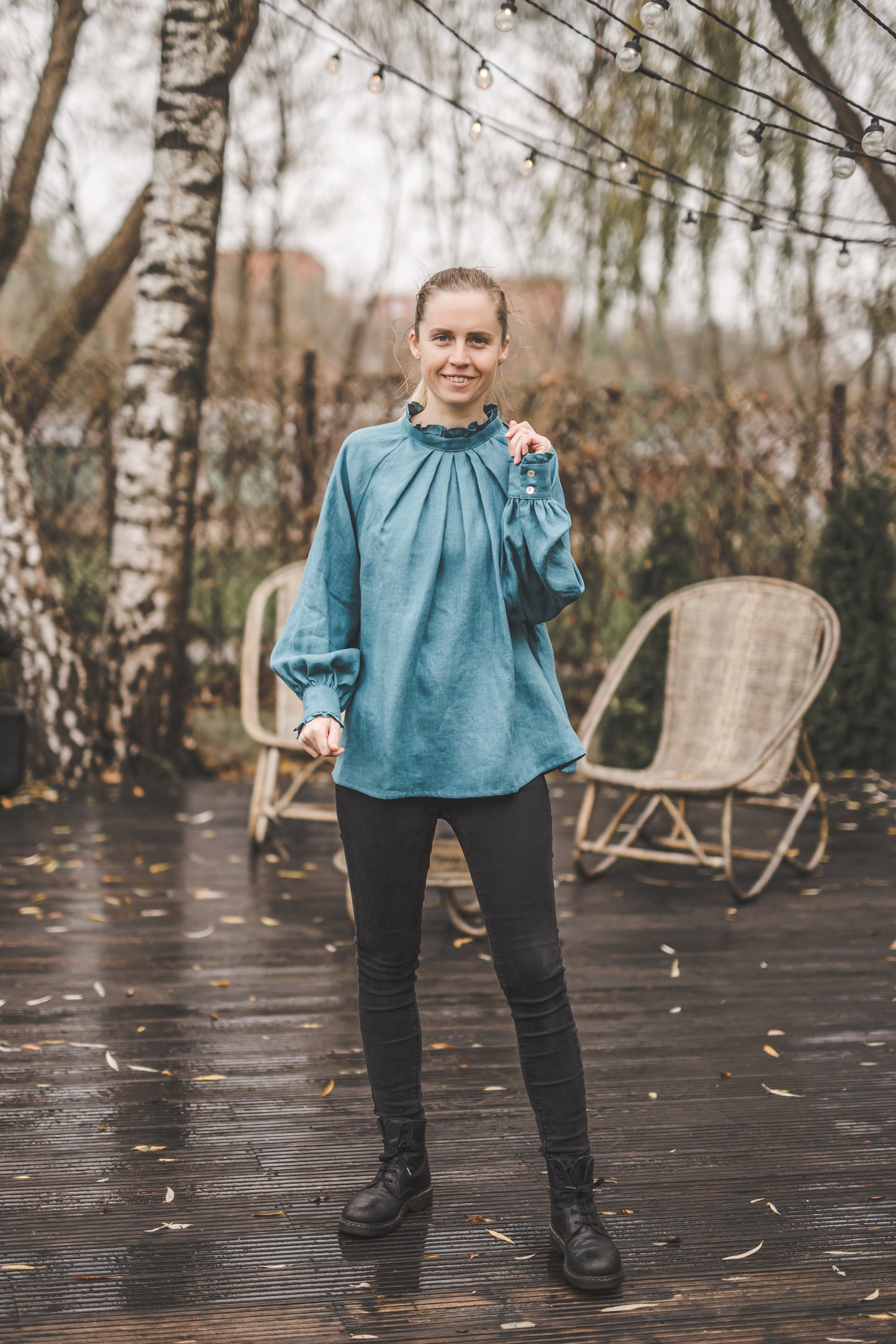 META linen blouse with puffy sleeves & frills in Teal color