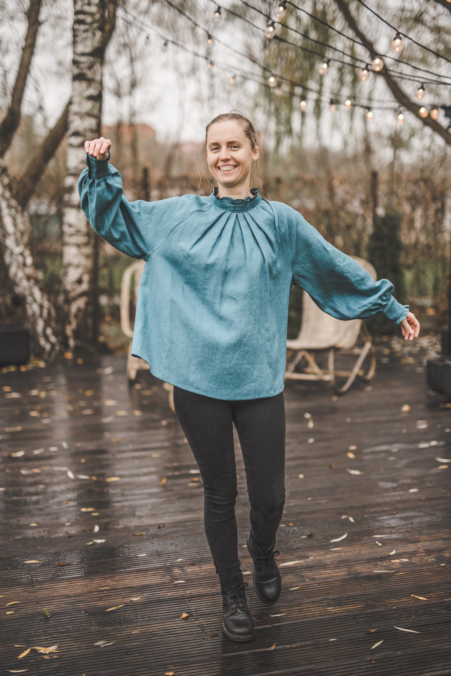 META linen blouse with puffy sleeves & frills in Teal color