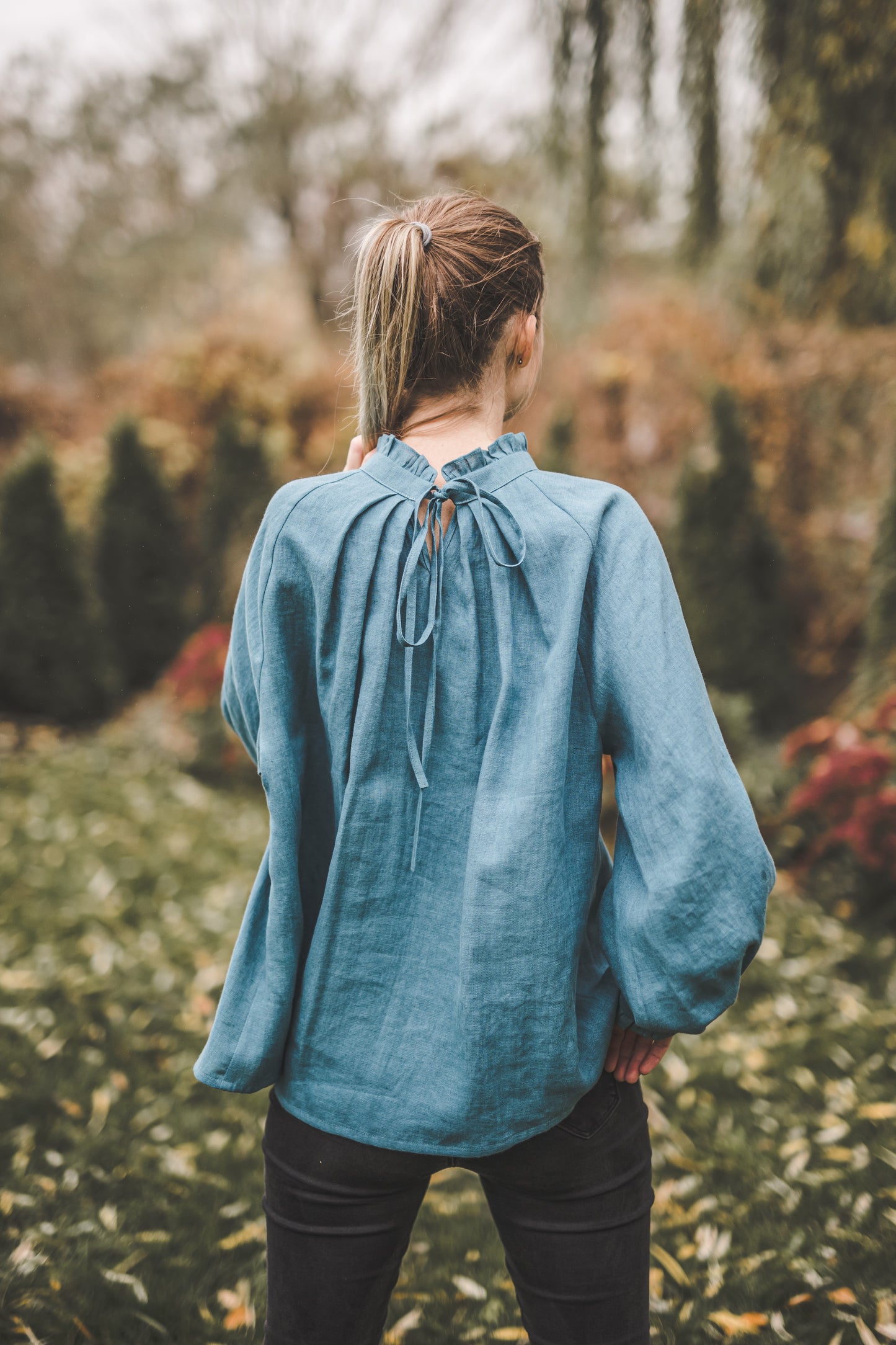 META linen blouse with puffy sleeves & frills in Teal color