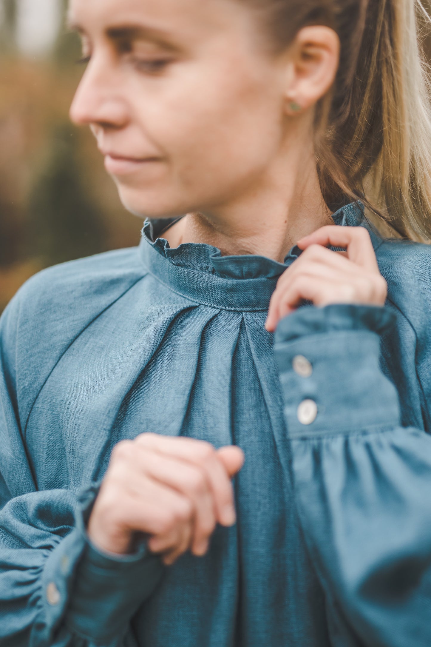 META linen blouse with puffy sleeves & frills in Teal color