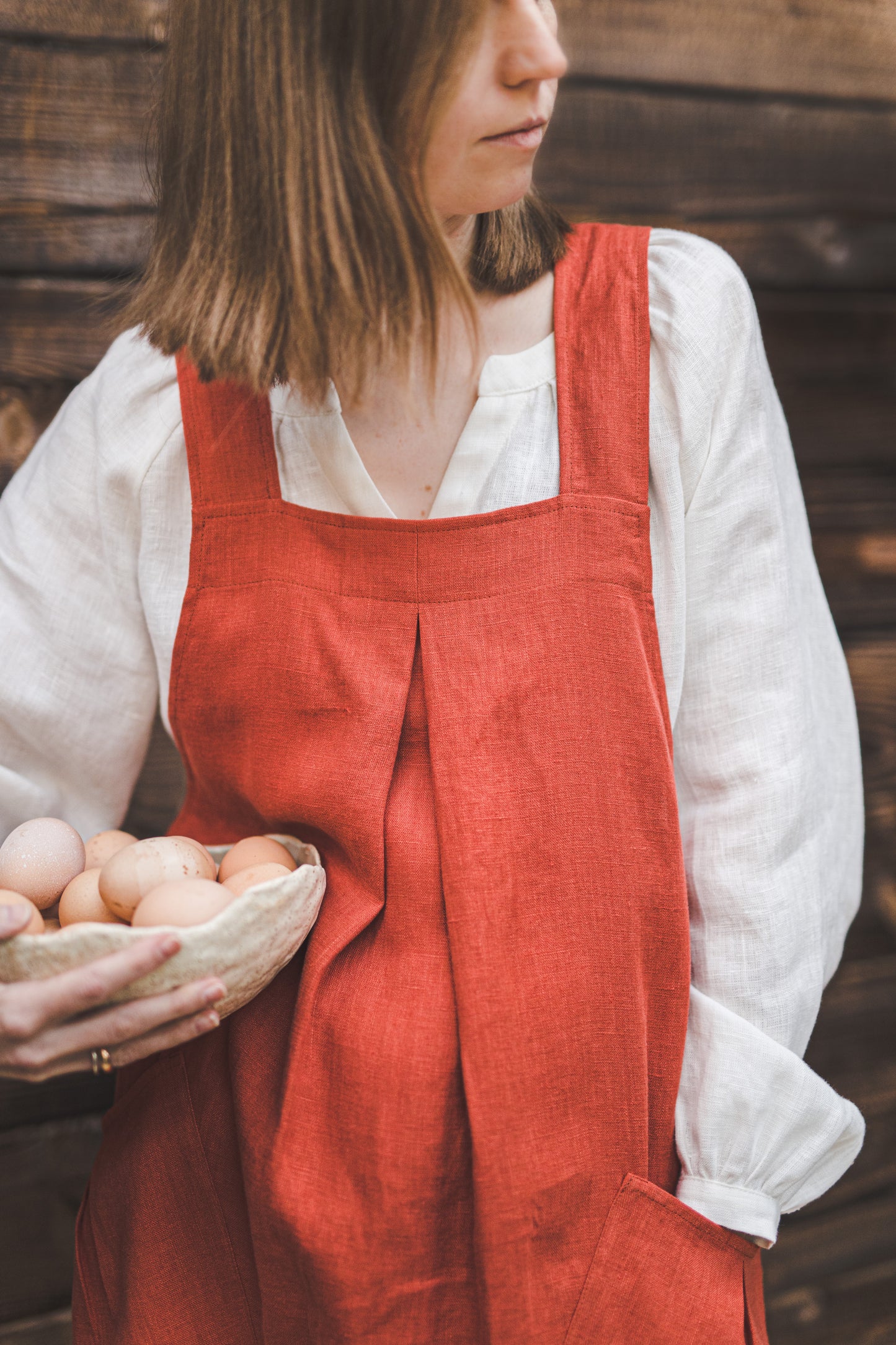 Crossback Pinafore apron with pockets in Orange