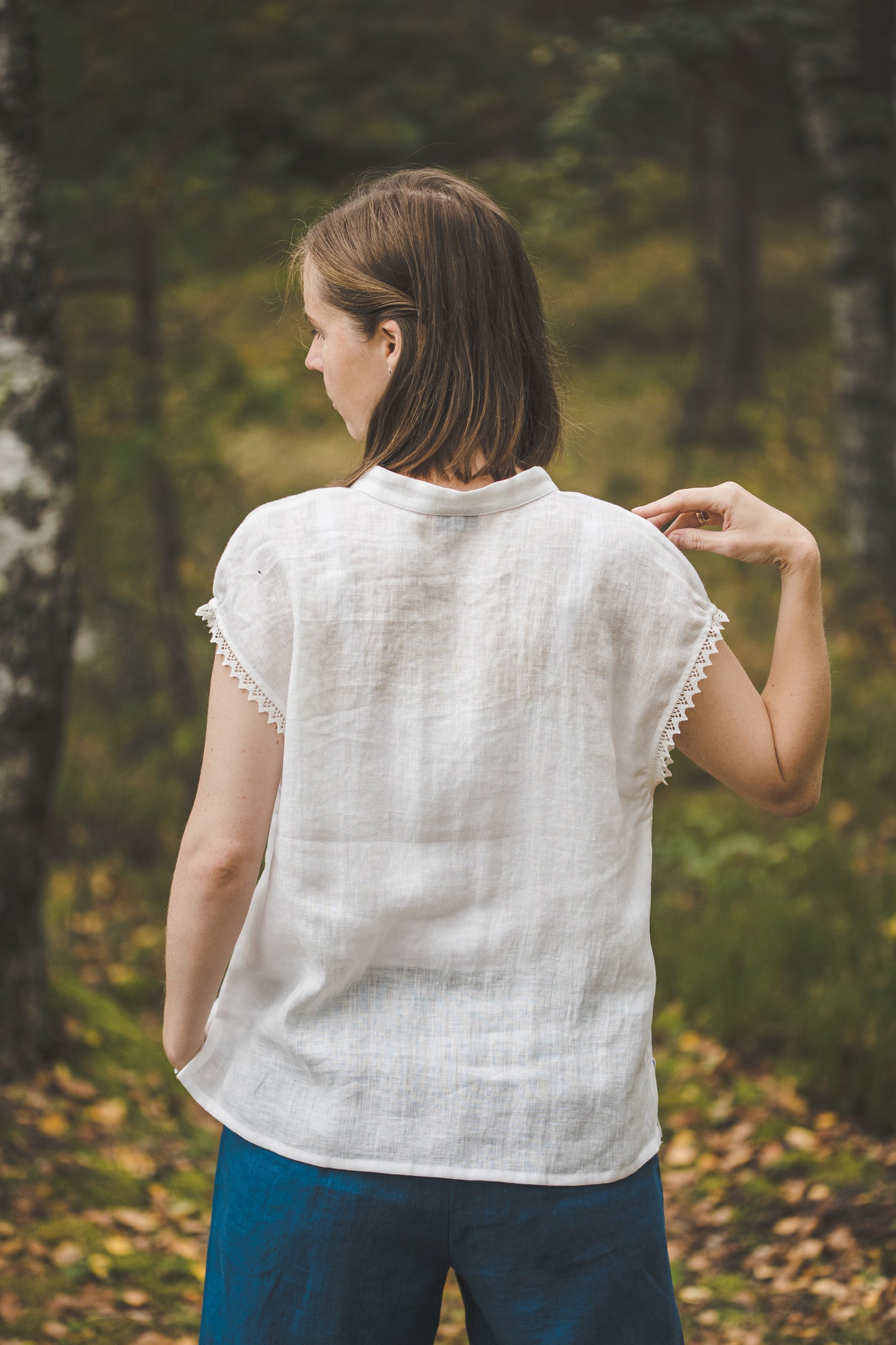 LIEPA short sleeves linen top in Off-white Light weight linen