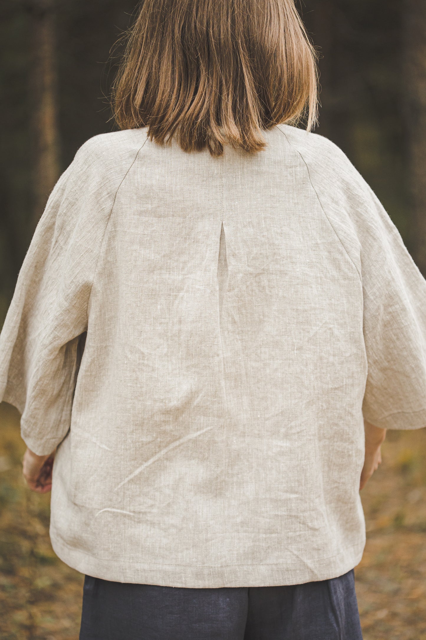 Loose short linen jacket in Natural linen color