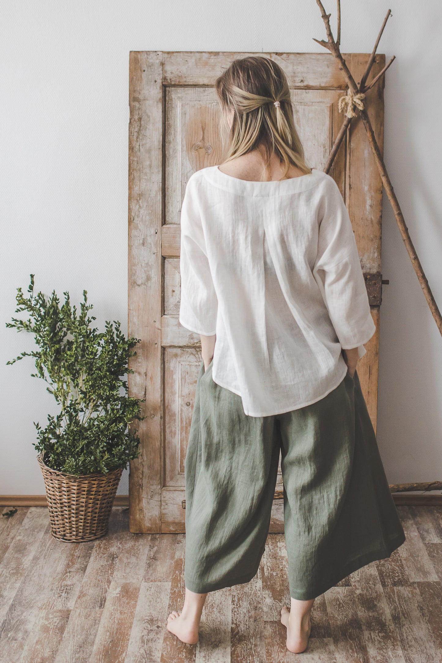 GAIVA wide leg linen pants in Azure blue