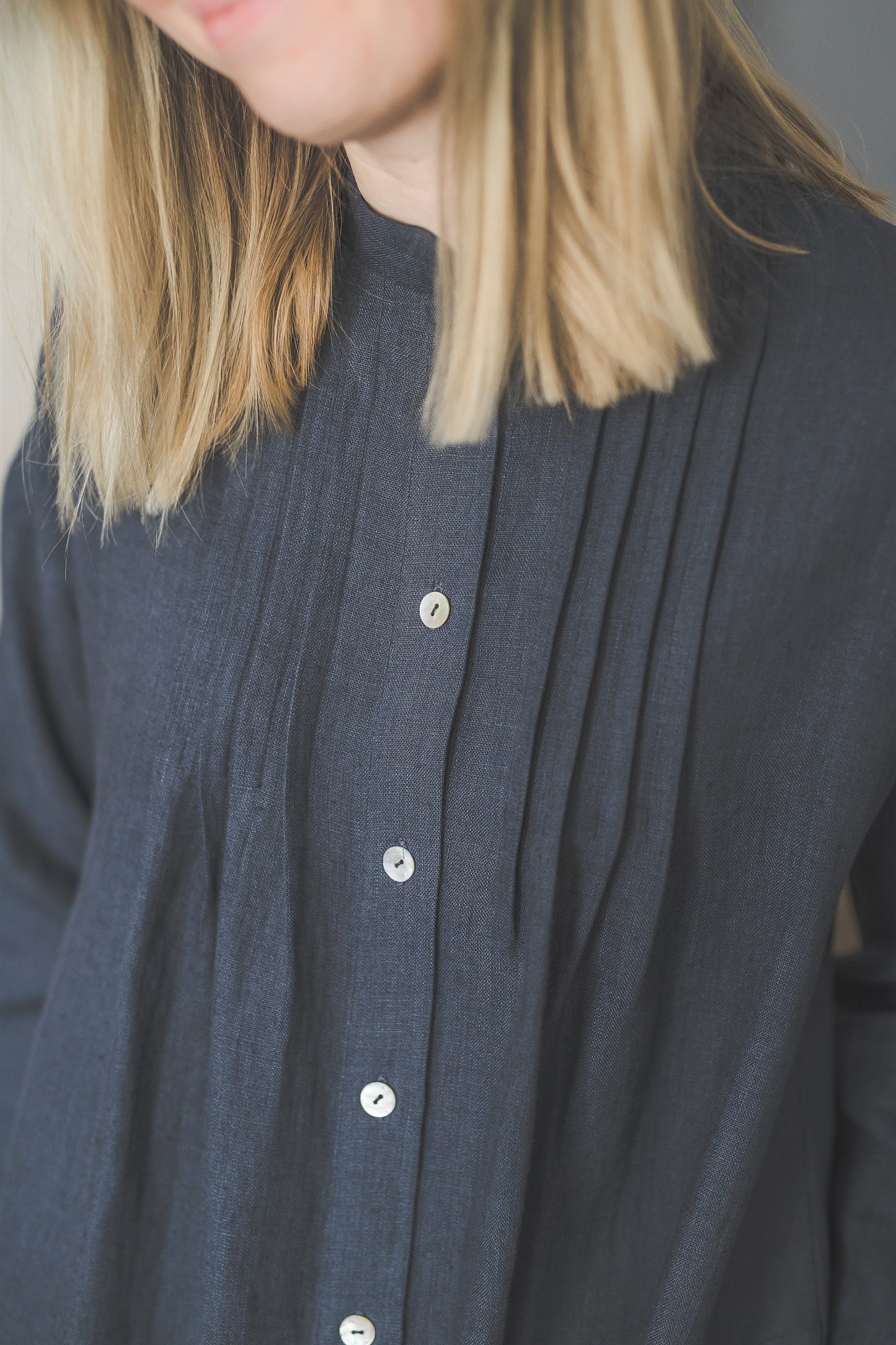 SUTEMA front buttons 3/4 sleeves linen shirtdress in Graphite color