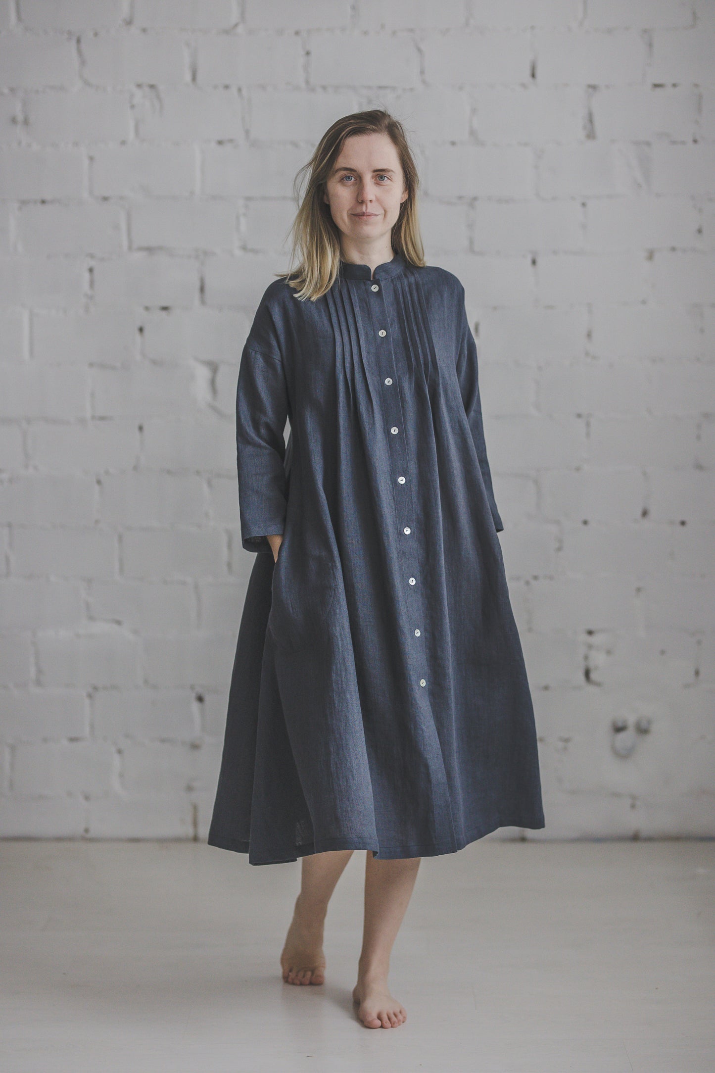 SUTEMA front buttons 3/4 sleeves linen shirtdress in Graphite color