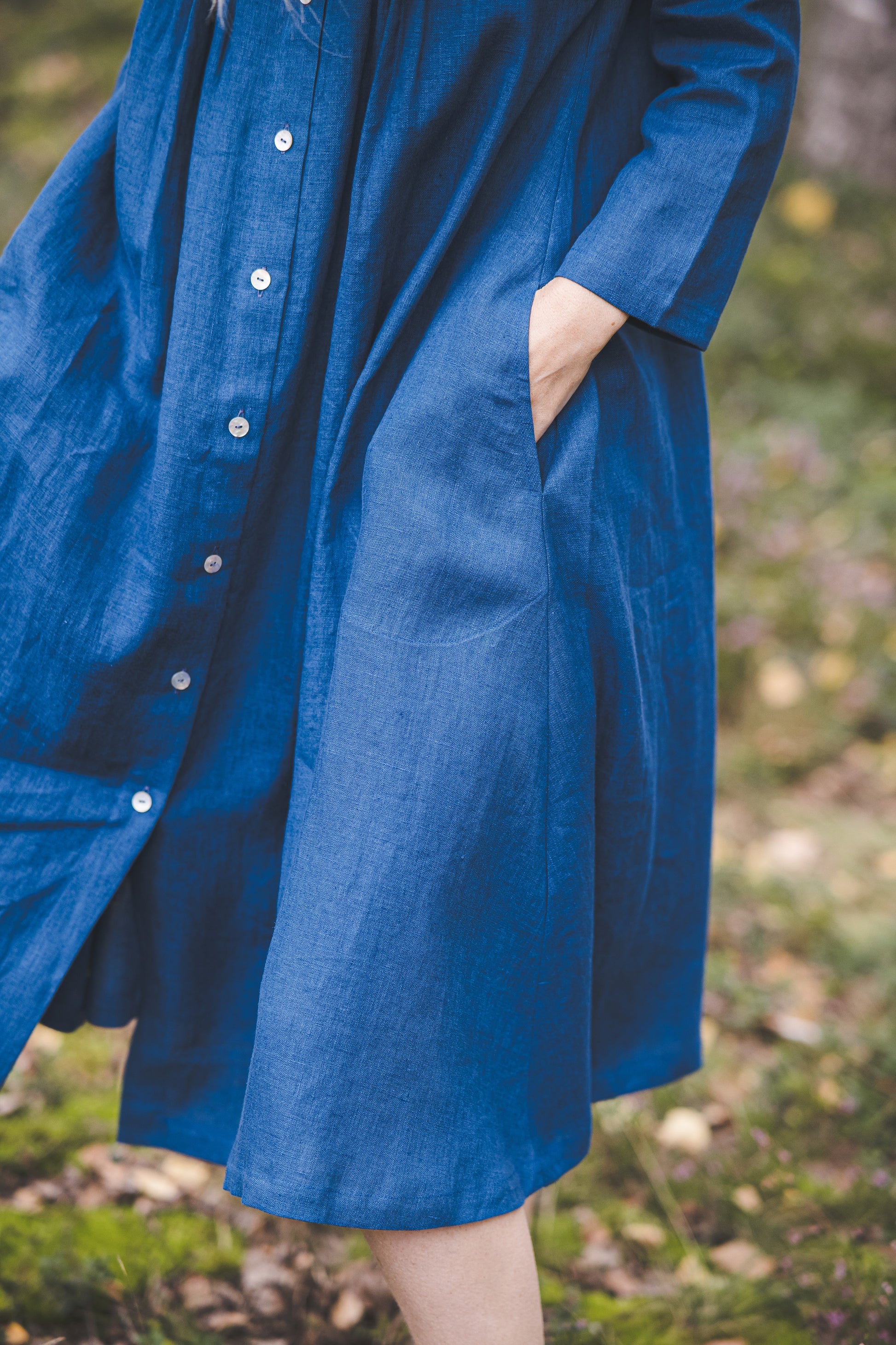 Buttons down long linen shirt jacket with side seam pockets