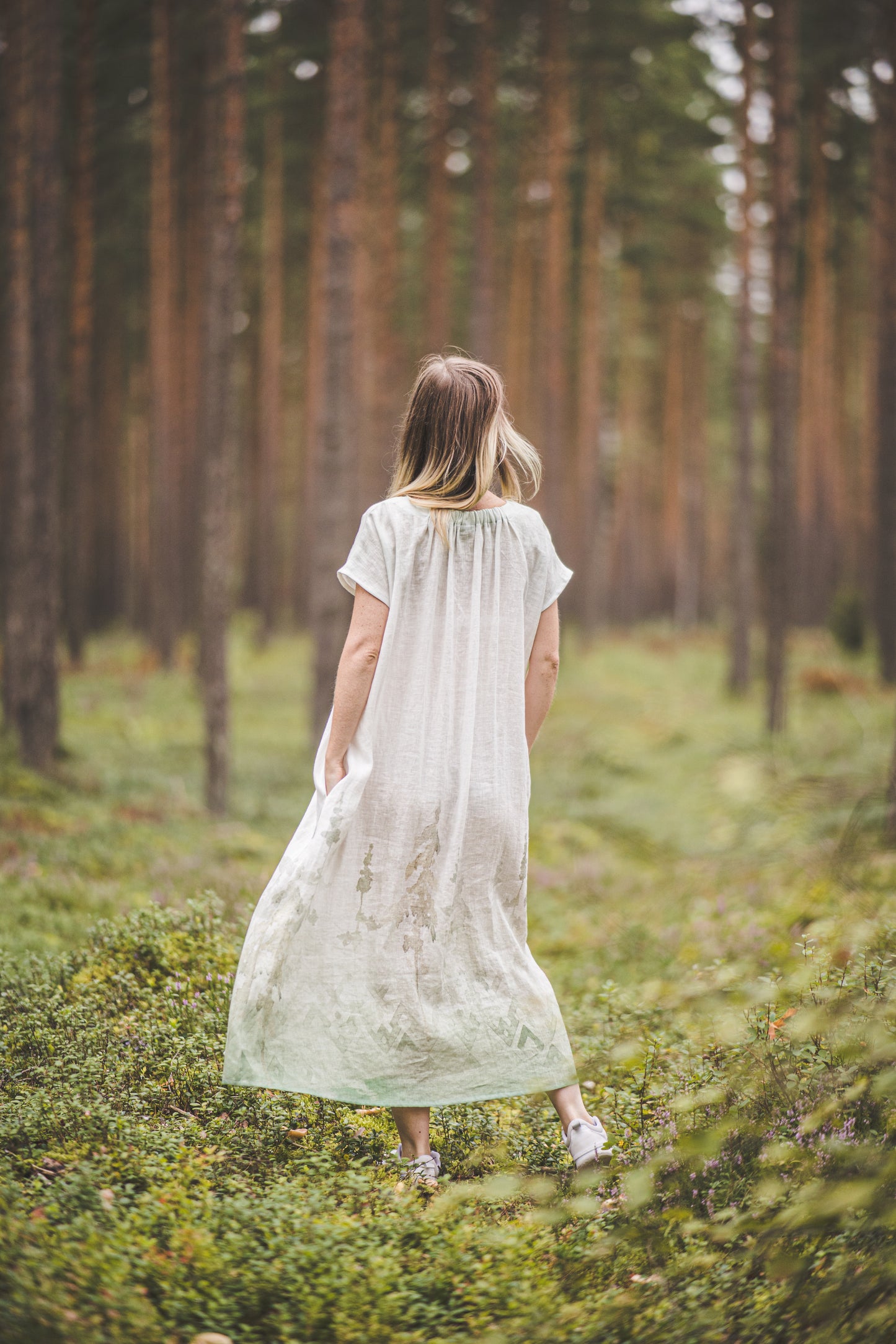 PIEVA short sleeves maxi linen dress with Green Forest print