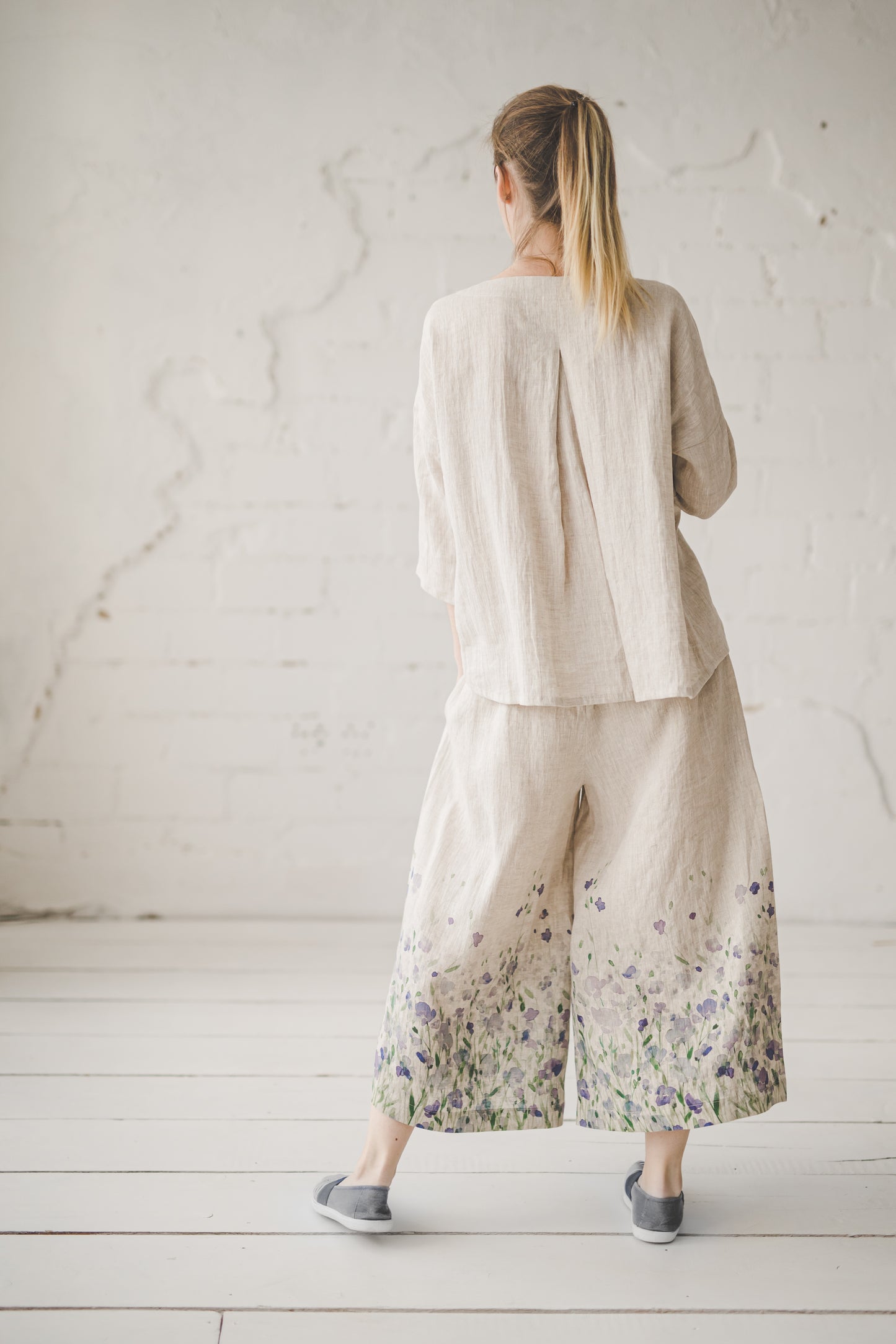 TYLA wide leg linen culottes pants with Linen field print