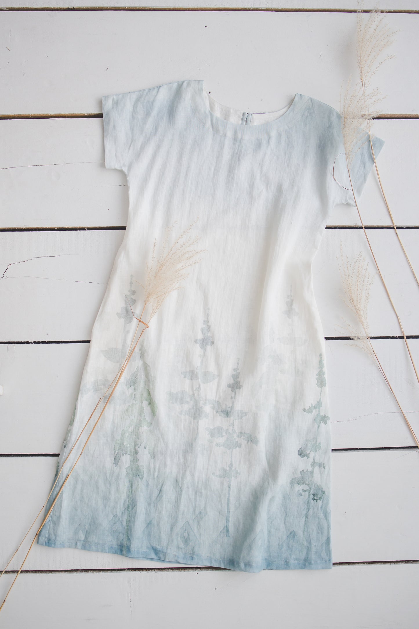 RAMUNĖ short sleeves midi linen dress with Blue Forest print