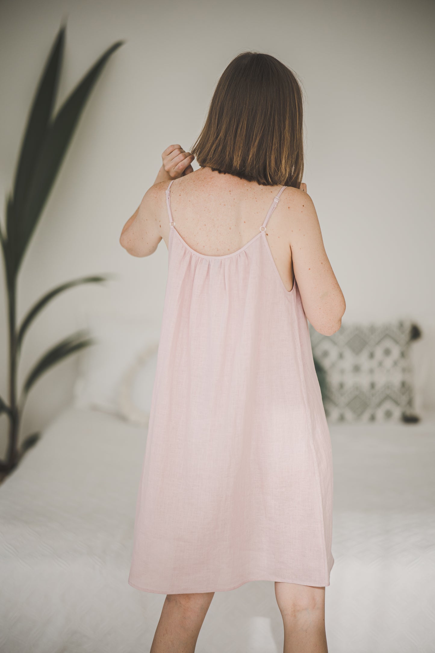 Linen Camisole nightdress in Dusty pink