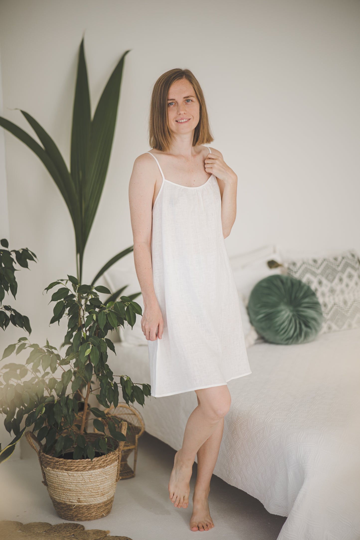 Linen Camisole nightdress in Dusty pink