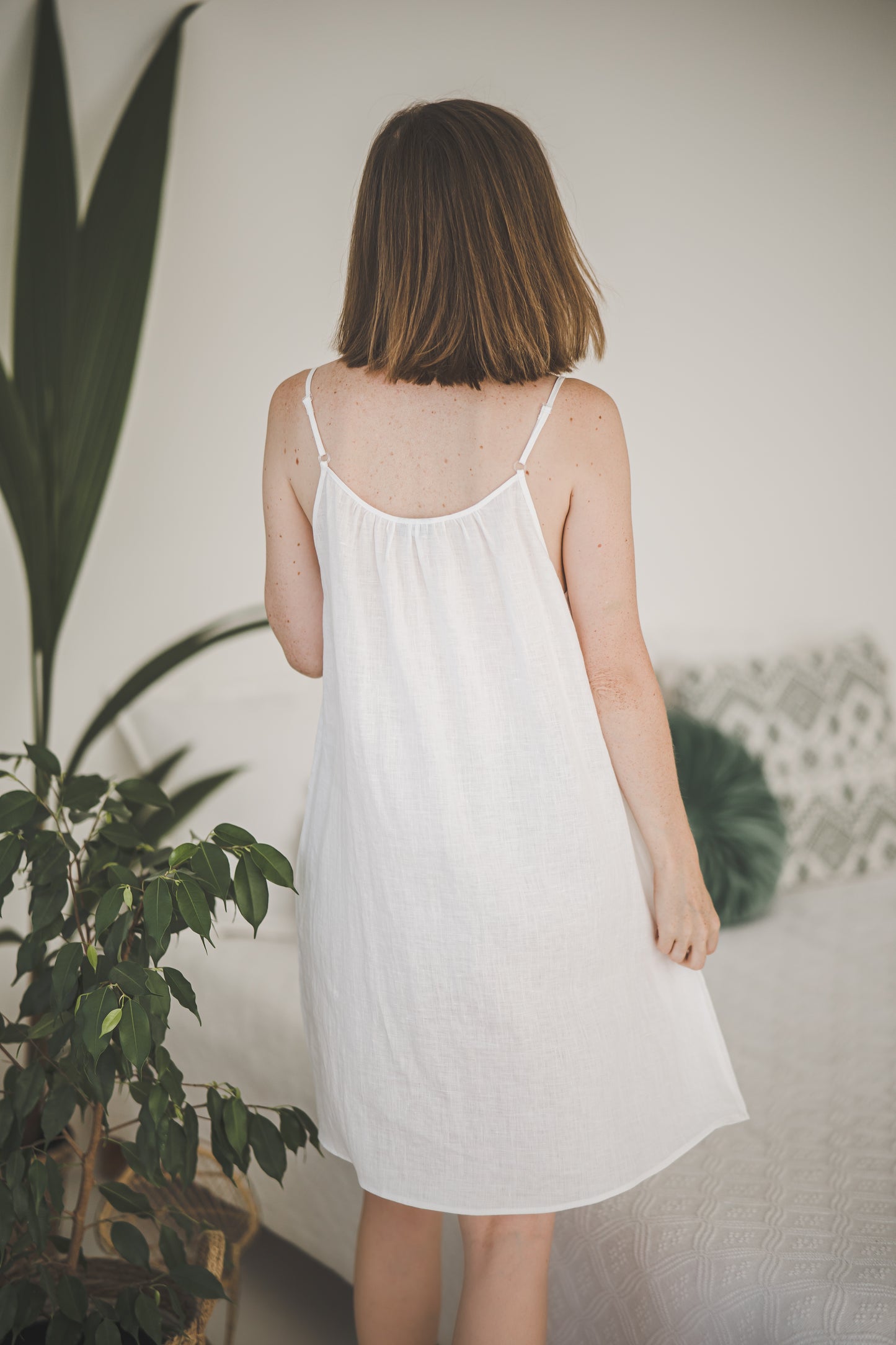 Linen Camisole nightdress in Off-white