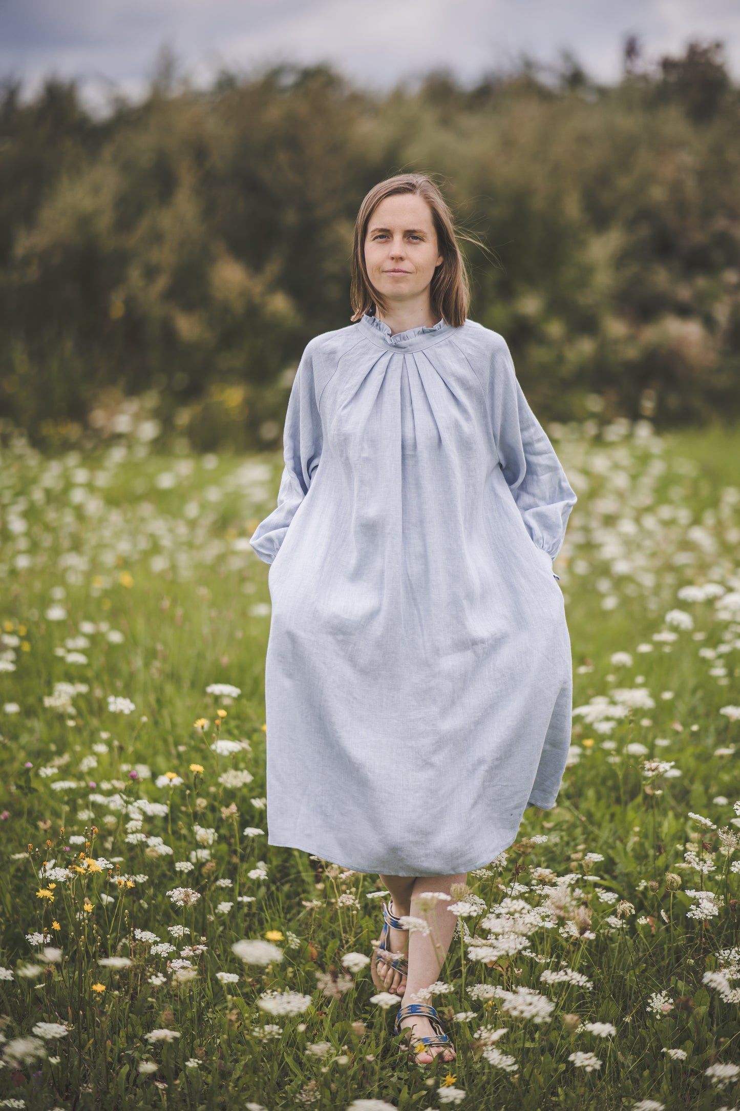 META midi linen dress with puffy sleeves & frills in Teal color