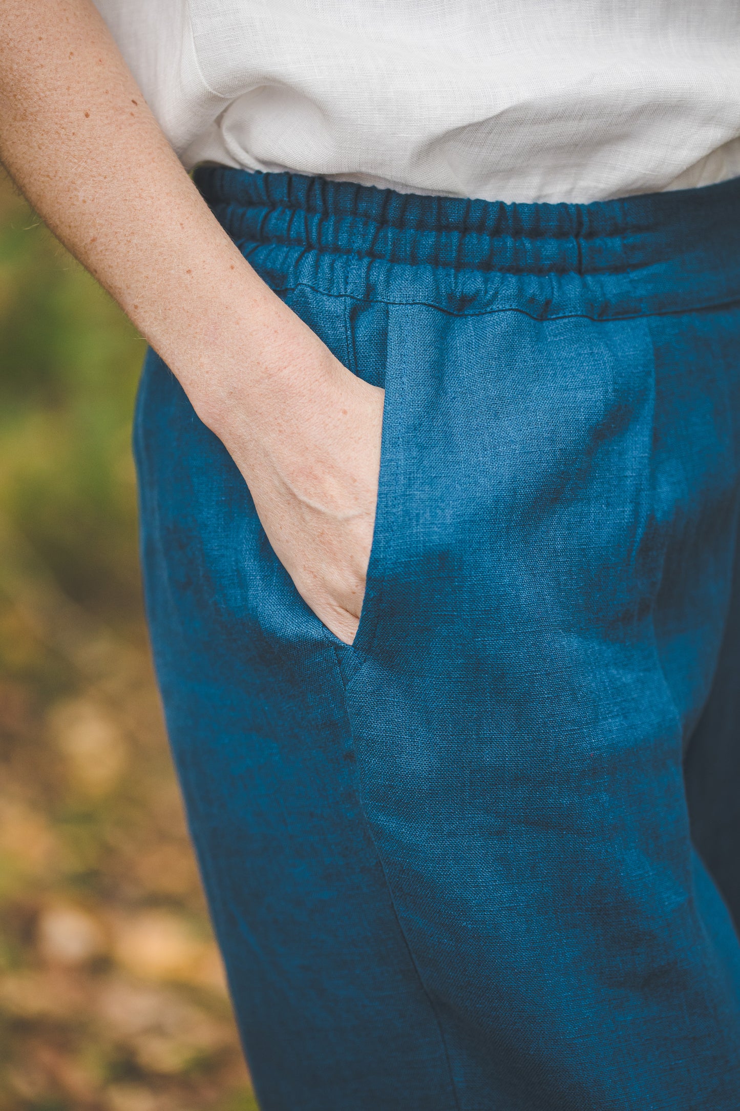 RYTAS cropped linen pants in Indigo blue