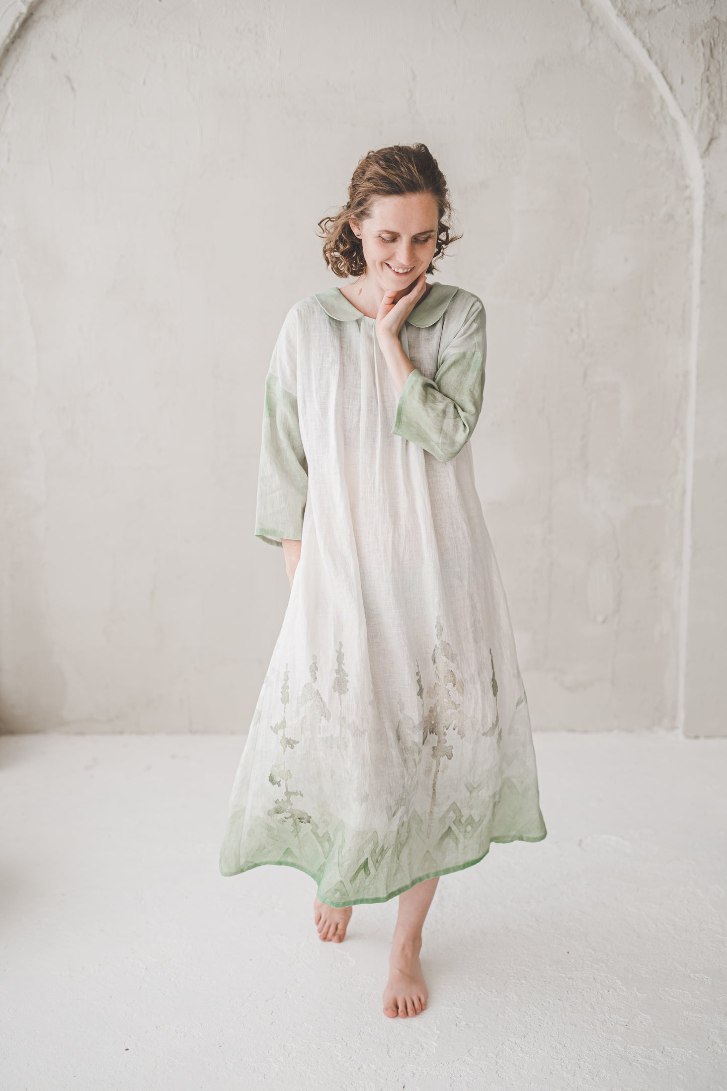 PASAKA round collars maxi linen dress with Lavender print