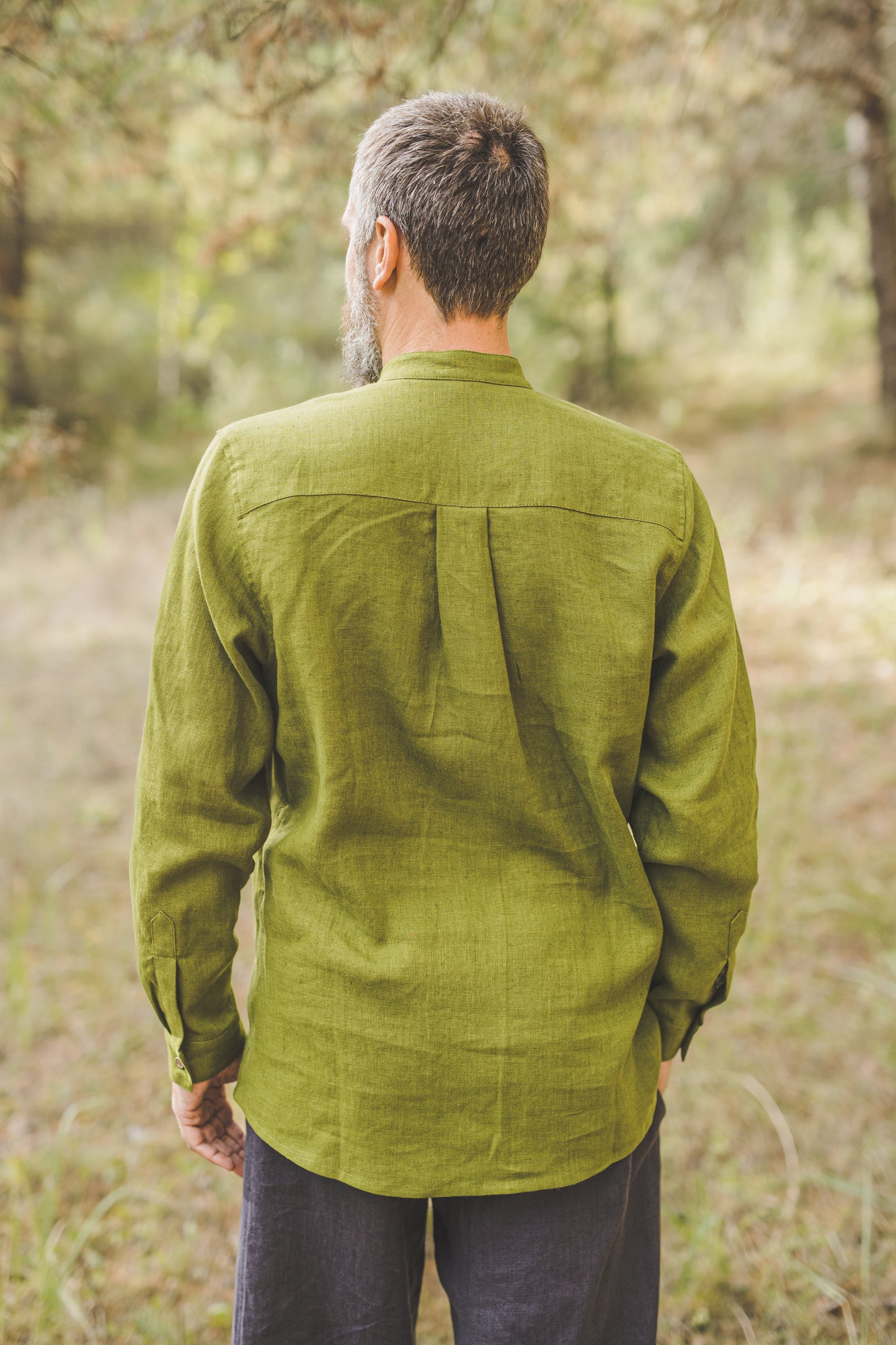 ŪKAS regular fit band collar men's linen shirt in Green moss color