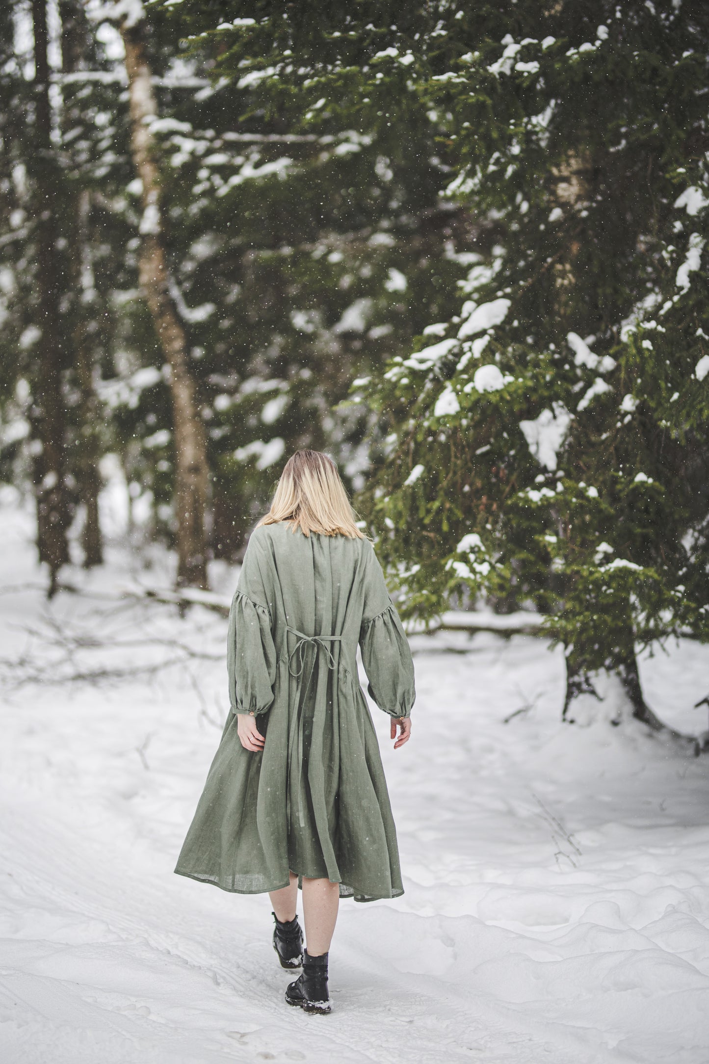 LAUME ruffled linen dress in Olive color