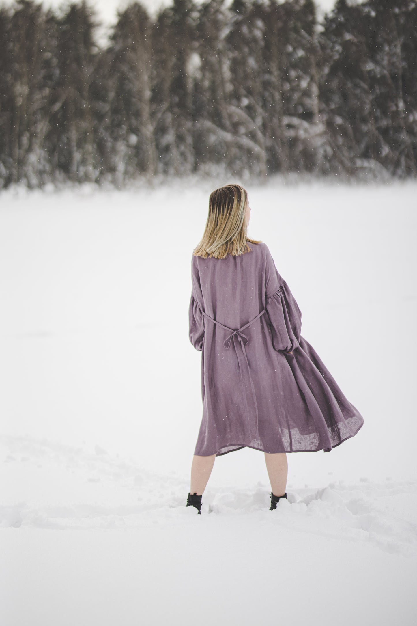 LAUME ruffled linen dress in Lavender Purple